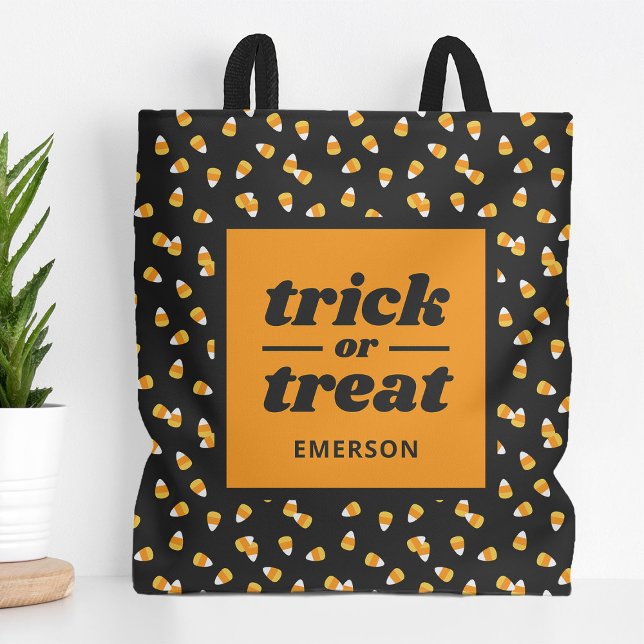 Candy corn Bus eller godis Monogrammed Halloween Tygkasse (Skapare uppladdad)