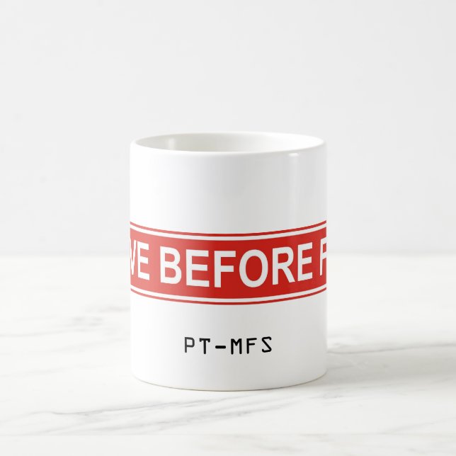 Caneca Remove Before Flight - MaR 2010 Kaffemugg (Center)