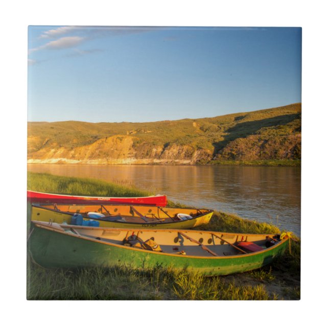 Canoeing längs med Missouris vita klippor Kakelplatta (Framsidan)