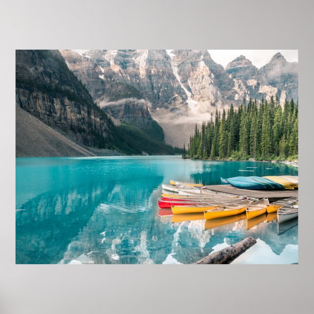 Canoes on Moraine Sjö Banff National Park Canada Poster (Framsidan)
