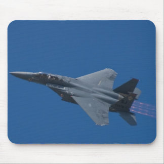 Canopyen passerar musmatta