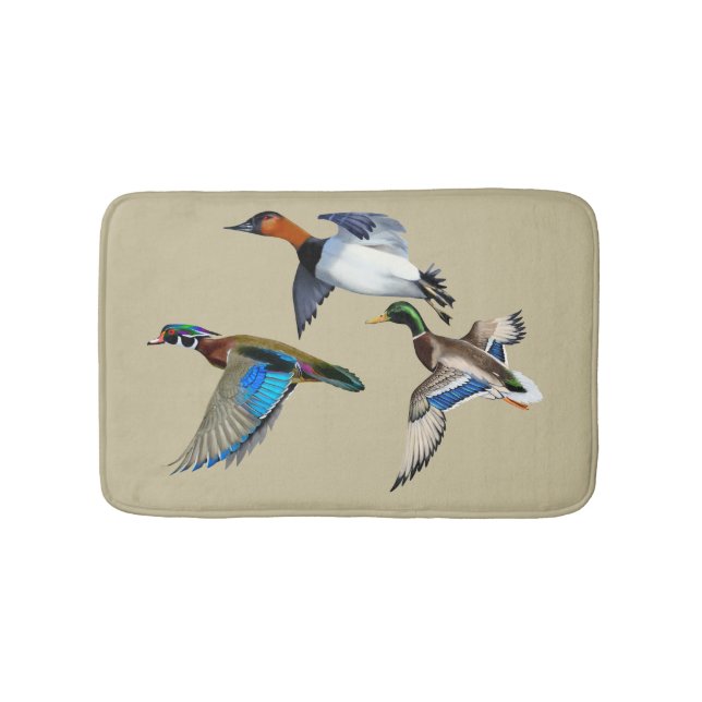 Canvasback, gräsand och skogänder flygande badrumsmatta (Framsidan)