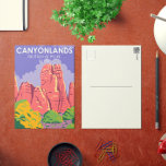 Canyonlands nationalpark Utah Vintage Postcard Vykort<br><div class="desc">Konstruktion av vektorbilder i Canyonlands. Parken är känd för sitt dramatiska ökenlandskap som koloradfloden utgör. Ön i Himlar är en stor,  planfull mesa med panoramabläckage.</div>