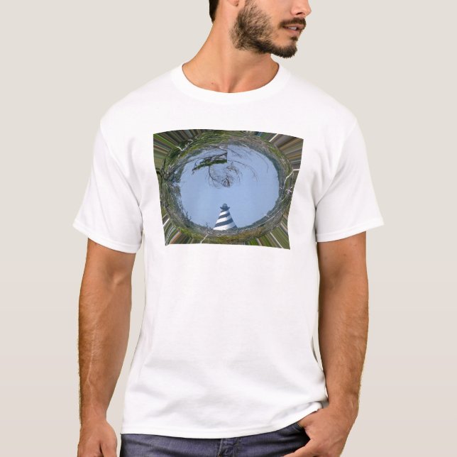 Cape Hatteras fyr från Wetlands Series T Shirt (Framsida)