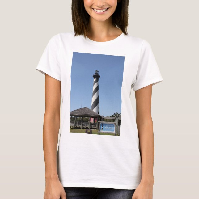 Cape Hatteras Lighthouse, NC-foto på skjortan Tee Shirt (Framsida)