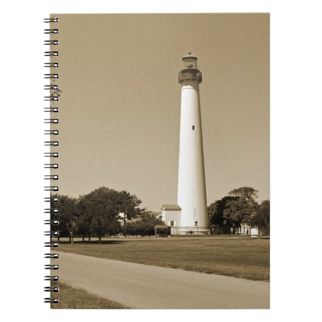 Cape May Lighthouse Anteckningsbok (Framsidan)