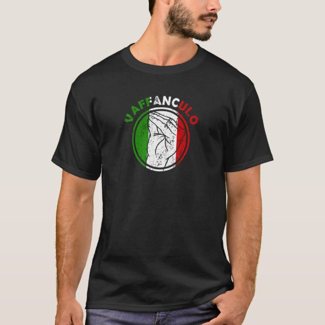Capisci Vaffanculo Italiano Flagga Hand Gesture T Shirt (Framsida)