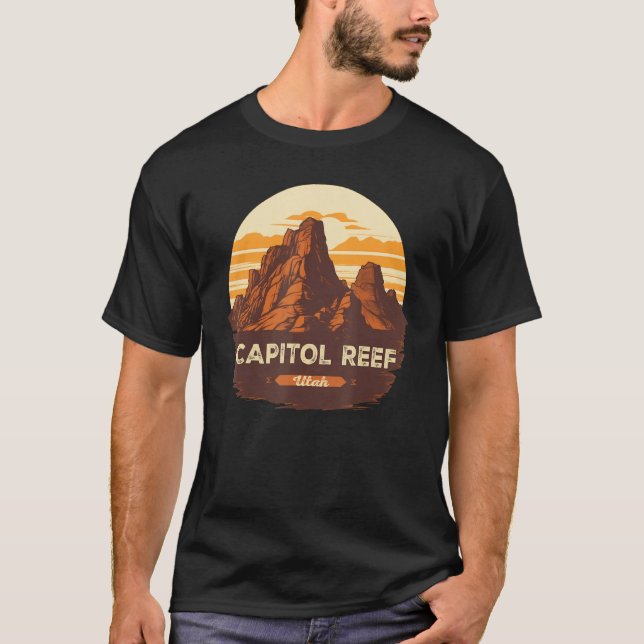 Capital Reef Park Utah Exploring US Outdoor Nation T Shirt (Framsida)