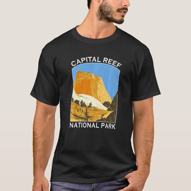 Capitol Reef National Park Utah Outdoors Hiking So T Shirt (Framsida)
