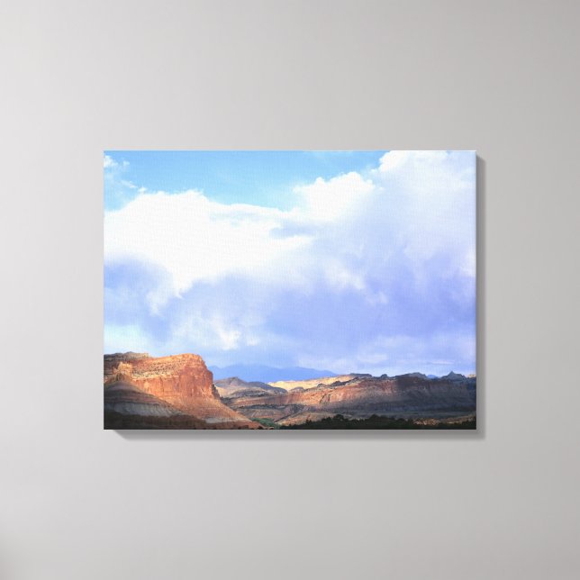 Capitol Reef National Park, Utah. USA. Cumulus Canvastryck (Framsida)
