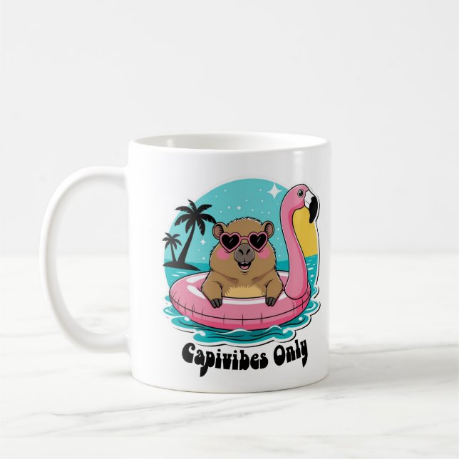 Capivara Estilosa no Verão com Boia Rosa Kaffemugg (Vänster)