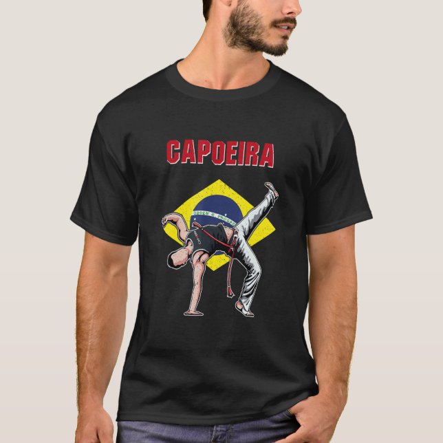 Capoeira Brazil dancer martial training athlete T Shirt (Framsida)