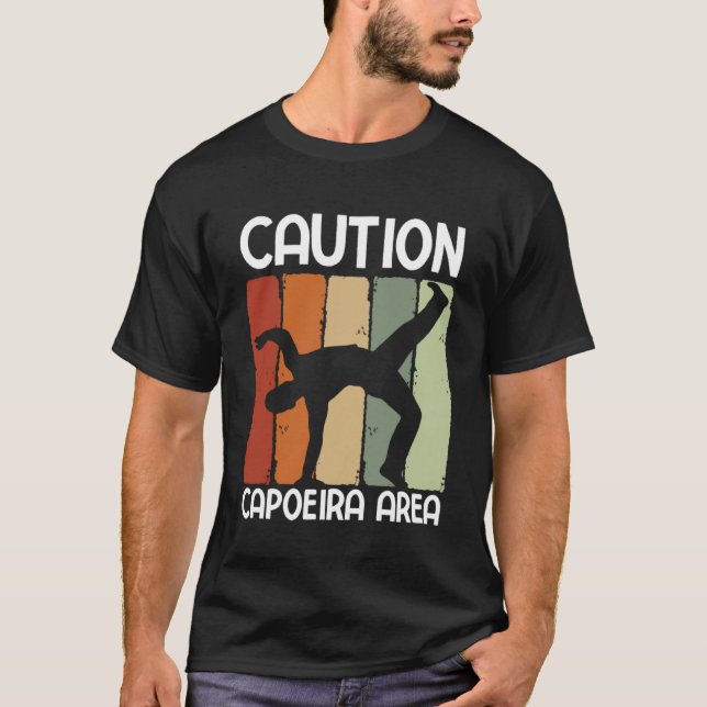 Capoeira Pullover Hoodie_10 T Shirt (Framsida)