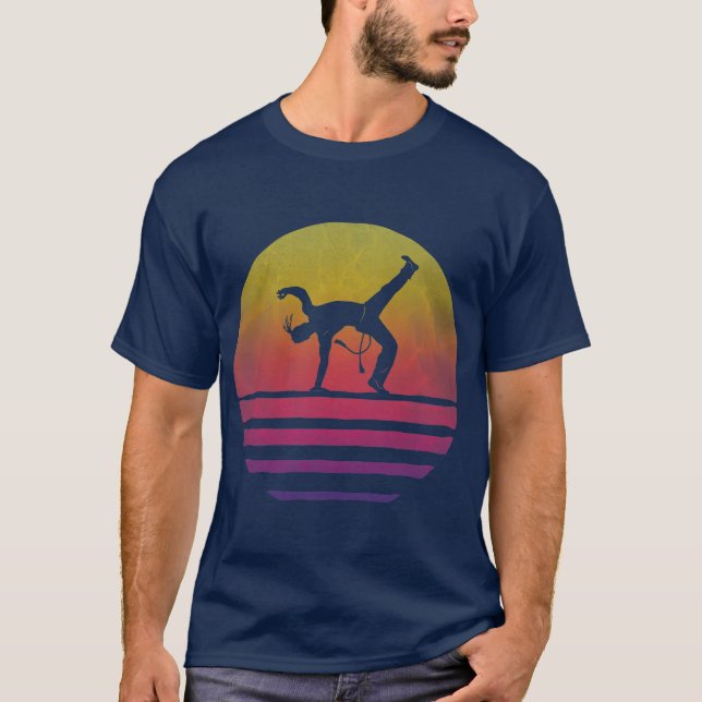 Capoeira Retro Vintage 70s Silhouette Gift T Shirt (Framsida)