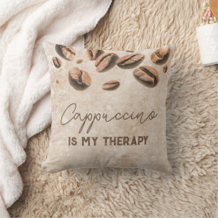 Cappuccino är min terapi Cute Funny som säger kaff Kudde