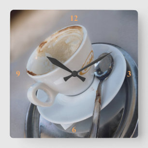 Cappuccino. Fyrkantig Klocka