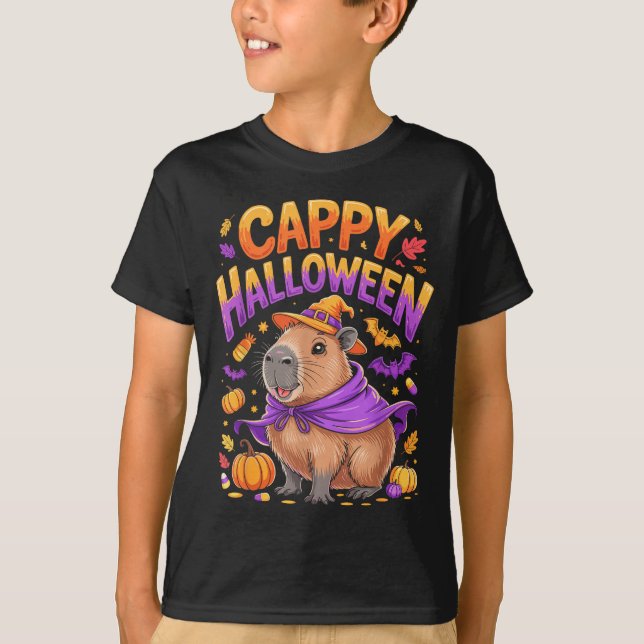Cappy Halloween Capybara Witch  T Shirt (Framsida)