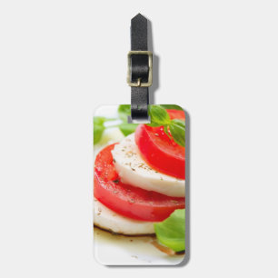 Caprese Salad. Tomat och Mozzarella-skivor Bagagebricka