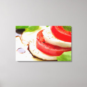 Caprese sallad. Tomat- och Mozzarellaskivor Canvastryck