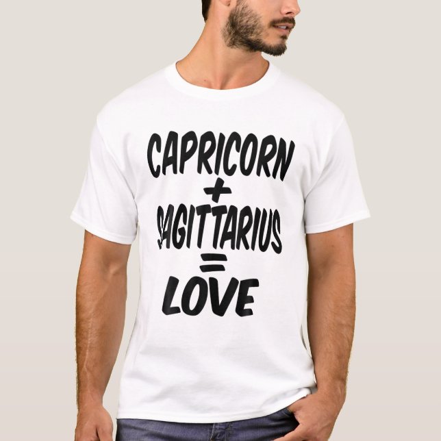 Capricorn And Sagittarius = Love, Dec Jan Birthday T Shirt (Framsida)