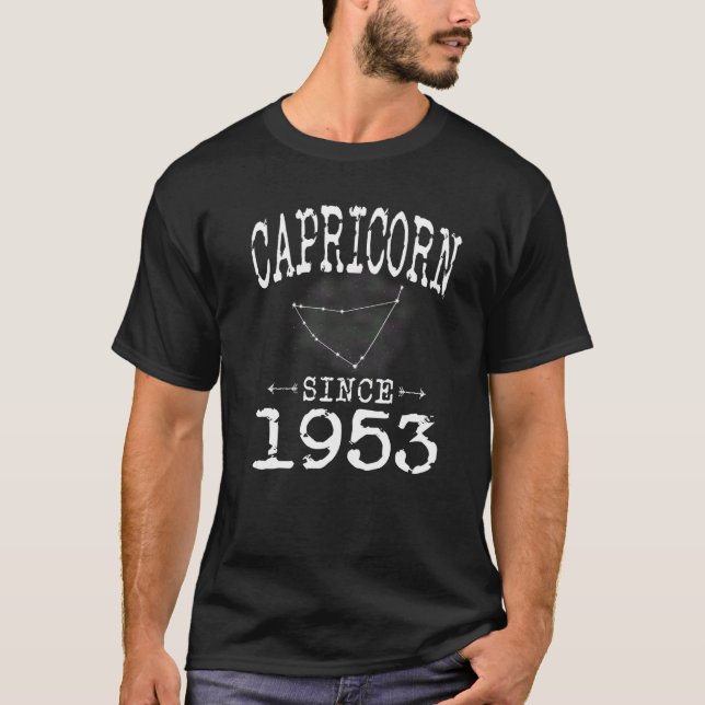 Capricorn sedan 1953 Constellation Capricorn Birth T Shirt (Framsida)