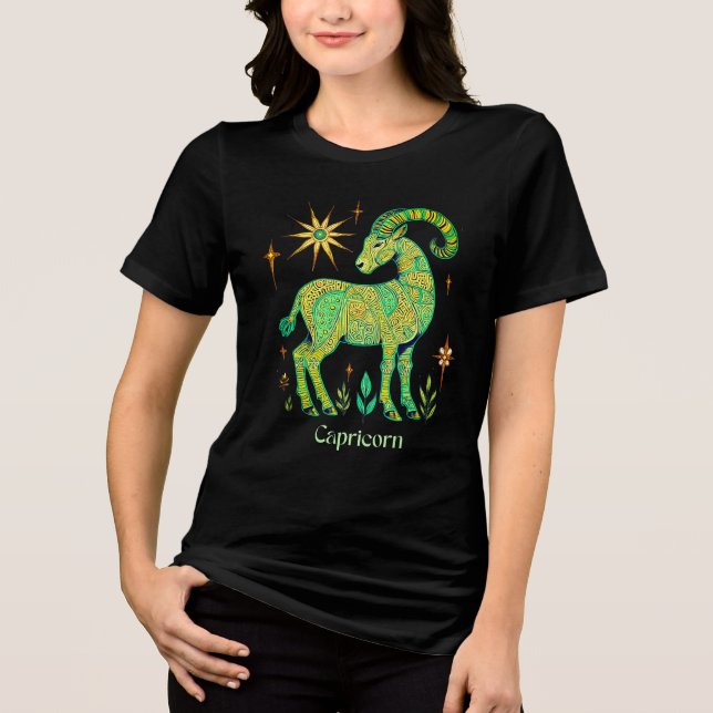 Capricorn Zodiac Logga in Intricate Mönster T Shirt (Framsida)