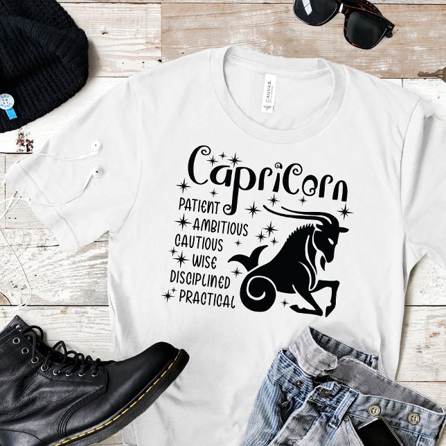 Capricorn Zodiac Sign Horoscope Traits T-Shirt (Skapare uppladdad)
