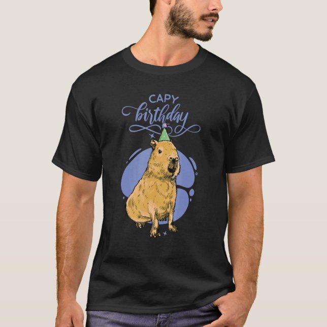 Capy Birthday Capybara T Shirt (Framsida)