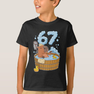 Capybara Badkar 67 Avslappnad Rolig Sex Sju Meme  T Shirt