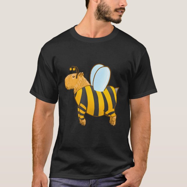 Capybara bee costume t shirt (Framsida)