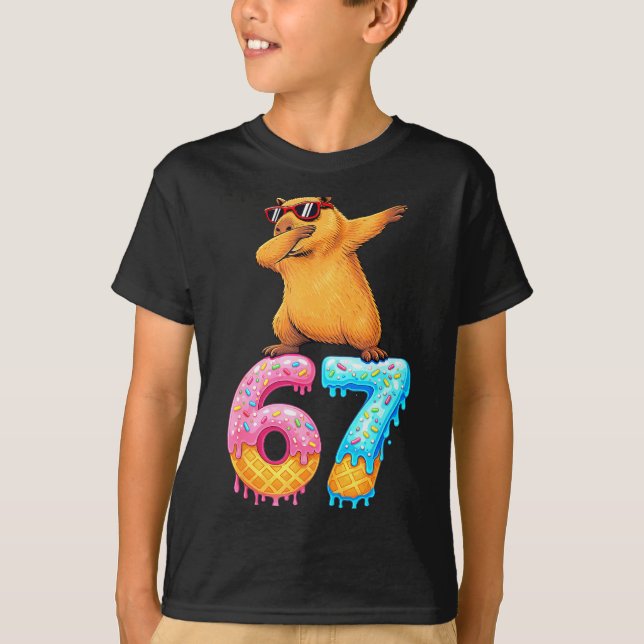 Capybara Dabbing 67 Ice Cream Drip 67 Birthday Boy T Shirt (Framsida)