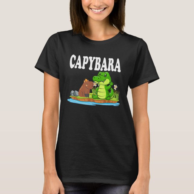 Capybara Hangs Out With Crocodile Chilling With Cr T Shirt (Framsida)