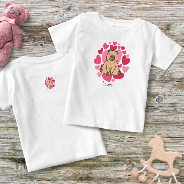 Capybara Kärlek med många Hearts-Personligen T Shirt (Baby girl's t-shirt with capybara and  lots of love.)