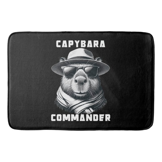 Capybara Med Solglasögon Capy Kommendör Badrumsmatta (Framsidan)