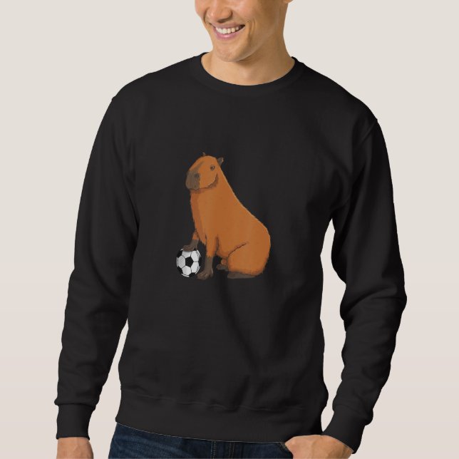 Capybara Meme Soccer player with Football Lång Ärmad Tröja (Framsida)