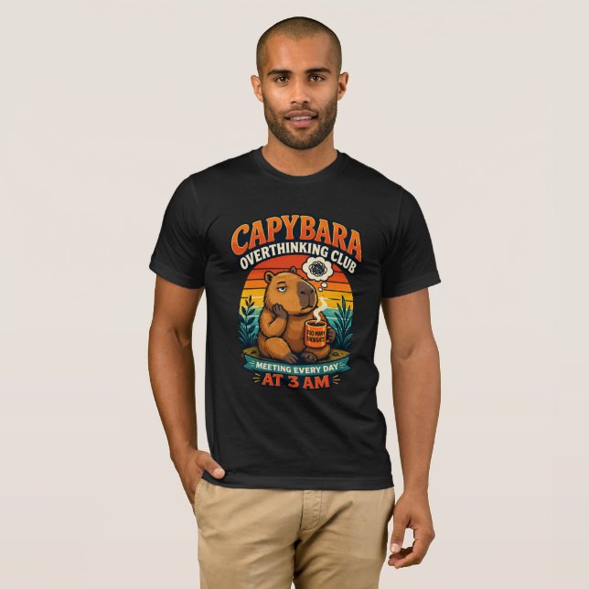 Capybara Overthinking Club Funny Anxiety Retro Vin T Shirt (Hel framsida)