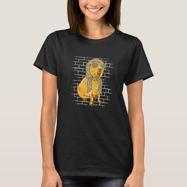 Capybara Scarf Sunglasses  Guinea Pig Animal Capyb T Shirt (Framsida)