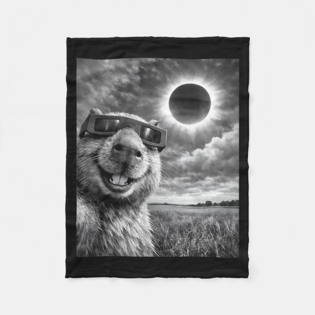 Capybara Selfie Roligt Djur Solförmörkelse Grafik Fleecefilt (Framsidan)