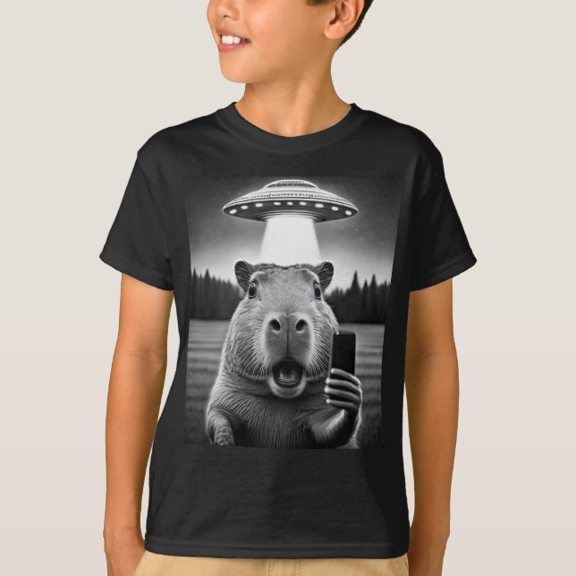 Capybara Selfie Ufo Invasion Funny Boy's T-shirt (Framsida)