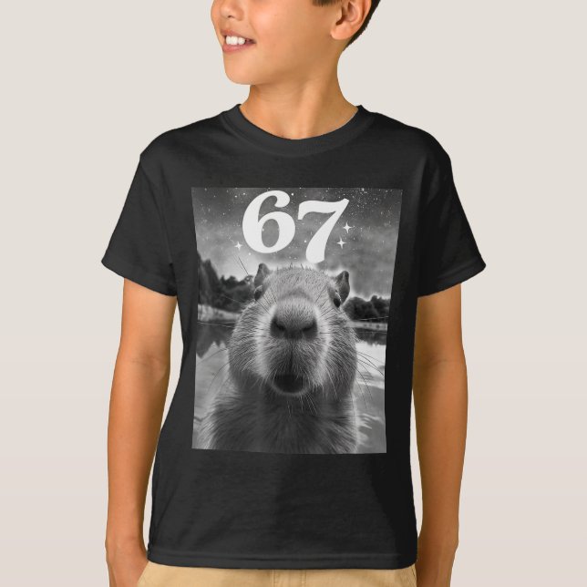 Capybara Selfie With 67 Meme Capy Graphic For Men  T Shirt (Framsida)