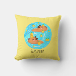 Capybaras i Vatten med Orangar Kudde