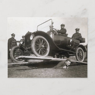 Car Stunt Vykort