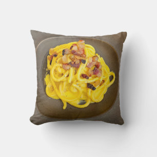 Carbonara pasta uppför kudde