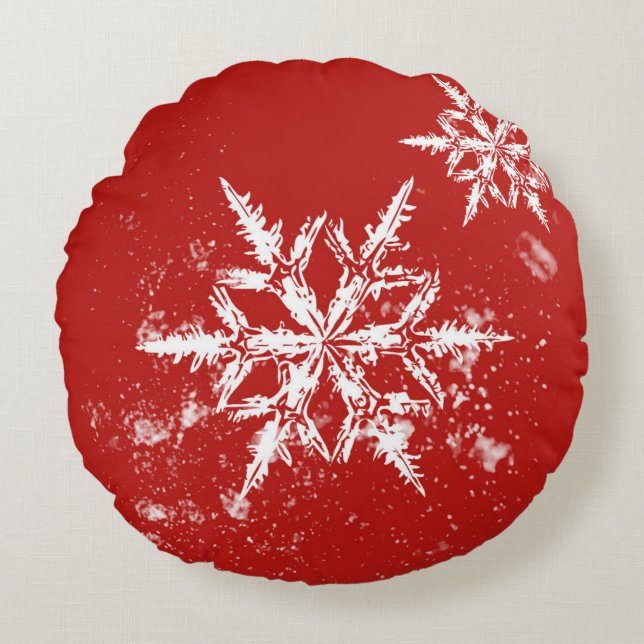 Carnelian Red Snowflake Round Winter Pillow Rund Kudde (Framsidan)