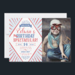 Carnival Kid Birthday Spectacular Geo Biljett Phot Meddelande<br><div class="desc">Vintage karneval,  cirkus temat "födelsedagsspektakulär" festinbjudan med typografi och geometriska former med foto. Kommer med ett extra foto och mönster på baksidan. Anpassa åldern på flagga i enlighet med detta. Matchande tackkort finns i vår butik.</div>