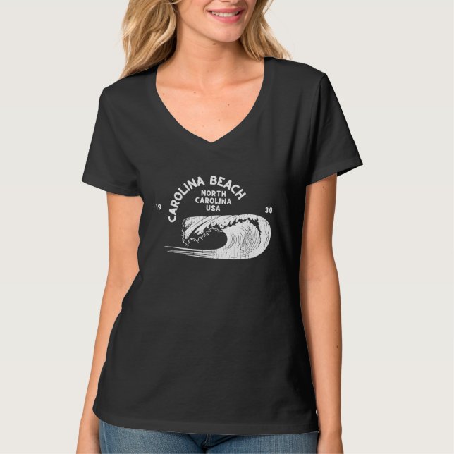 Carolina Beach NC Summertime Vacationing Rolling W T Shirt (Framsida)