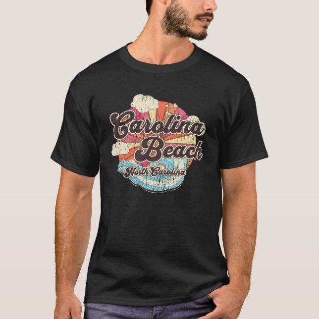 Carolina Beach NC Summertime Vacationing Waves T Shirt (Framsida)