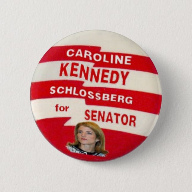 Caroline Kennedy Schlossberg knäppas Knapp (Framsida)