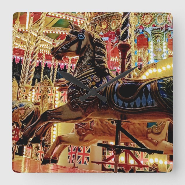 Carousal Fyrkantig Klocka (Framsida)