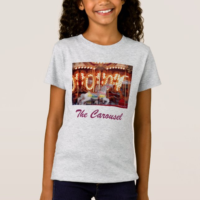 "Carousel' Girls' T-shirt (Framsida)